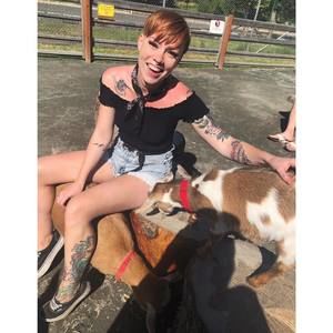 Meet your Posher, Kelsey